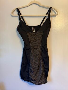 Sofia- Black Lace-Panel Shapewear